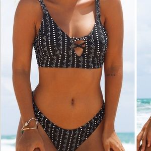 Tropic Heat Bikini Cupshe NWOT